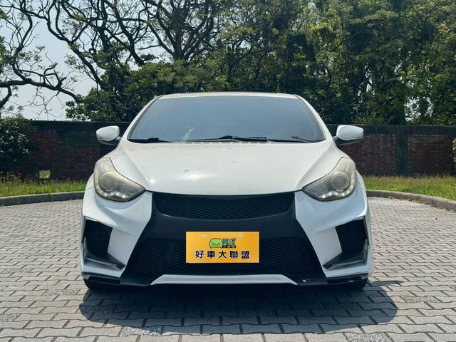HYUNDAI現代 ELANTRA  第3張相片