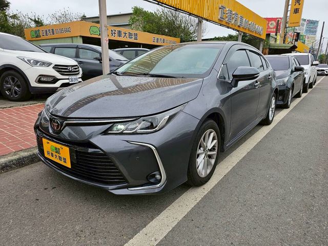 TOYOTA豐田 ALTIS  第1張相片
