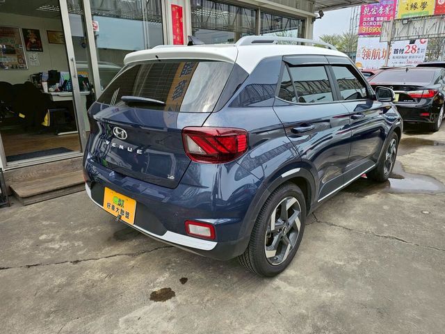 HYUNDAI現代 VENUE  第2張相片