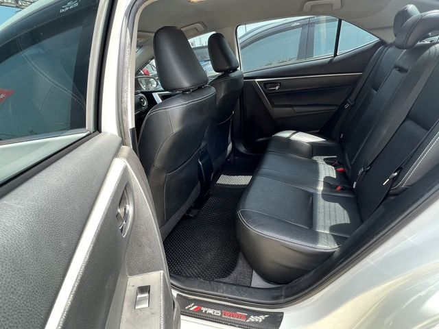TOYOTA豐田 ALTIS  第9張相片