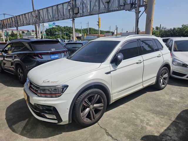 VOLKSWAGEN福斯 TIGUAN  第1張相片