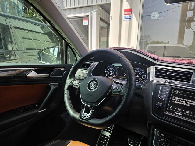 VOLKSWAGEN福斯 TIGUAN  第5張相片