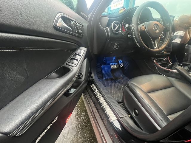 M-BENZ賓士 GLA250  第6張相片