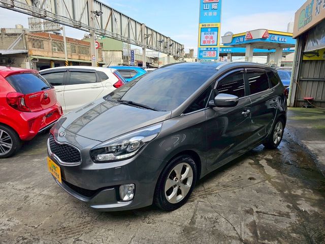 KIA起亞 CARENS  第1張相片