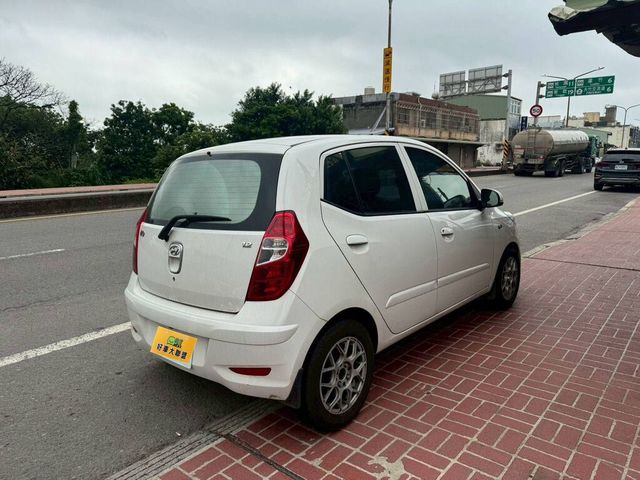 HYUNDAI現代 I10  第2張相片