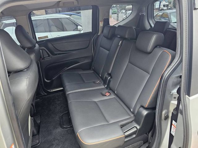 TOYOTA豐田 SIENTA  第10張相片