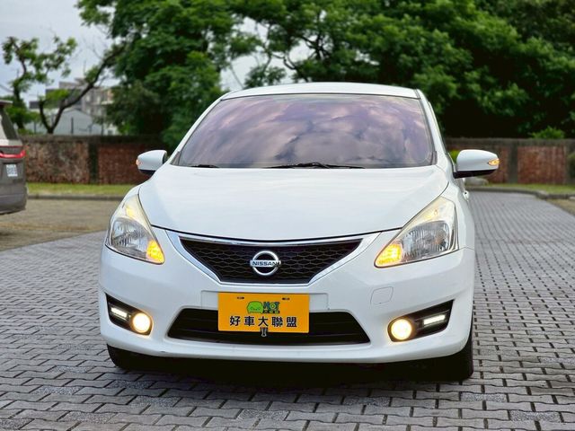 NISSAN日產 TIIDA  第3張相片