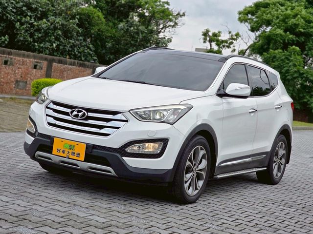 HYUNDAI現代 SANTA FE  第1張相片