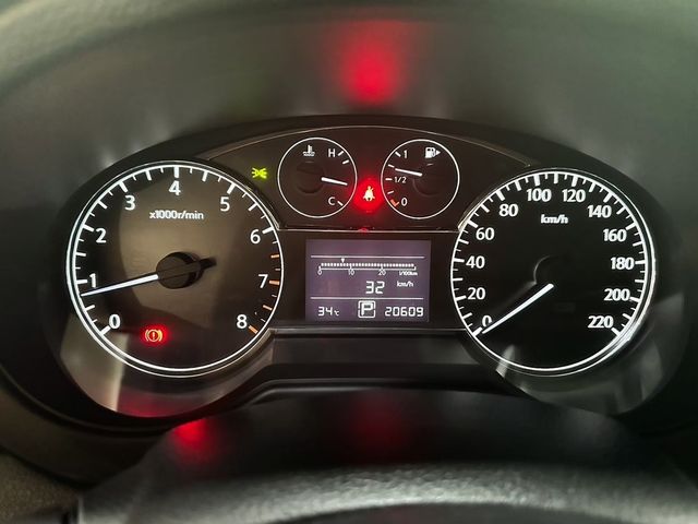 NISSAN日產 TIIDA  第7張相片
