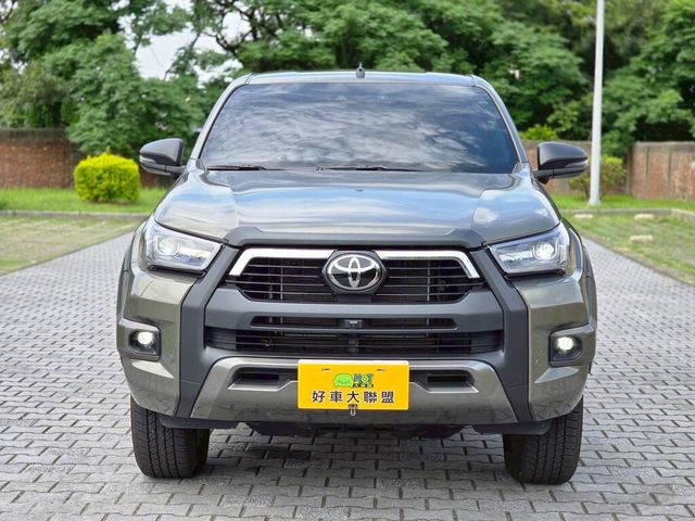 TOYOTA豐田 HILUX  第3張相片
