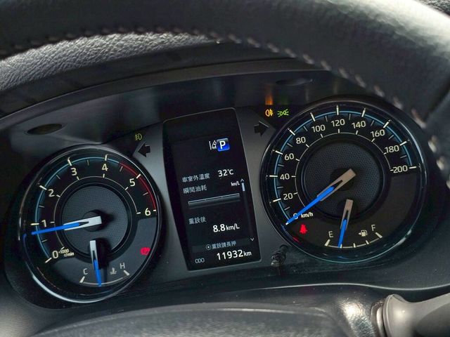 TOYOTA豐田 HILUX  第5張相片