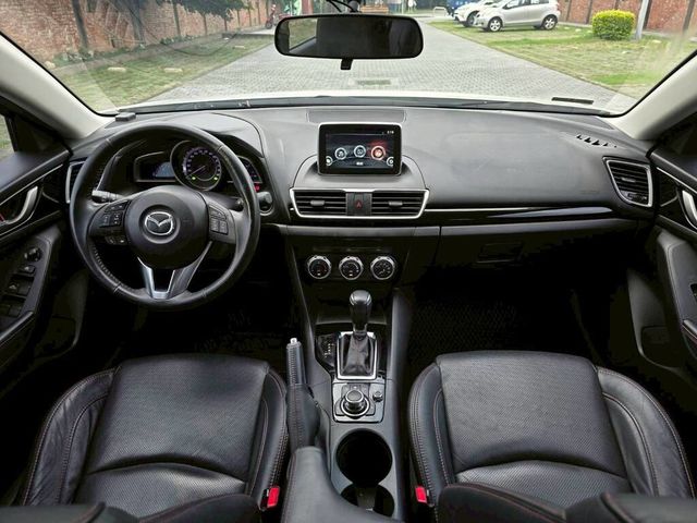 MAZDA馬自達 MAZDA 3  第6張相片