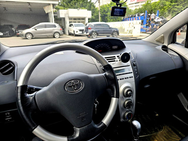 TOYOTA豐田 YARIS  第4張相片