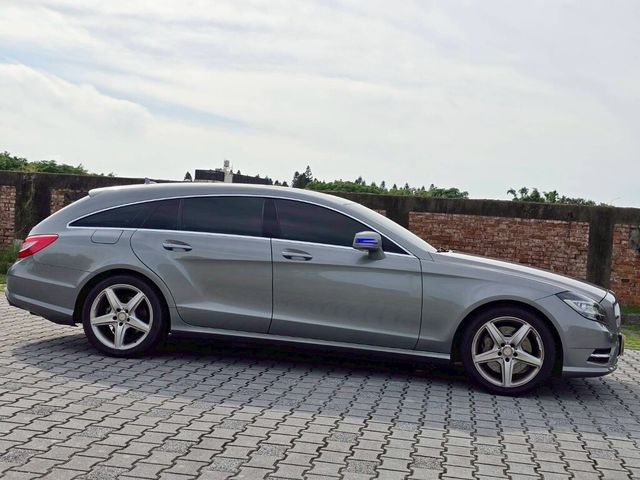 M-BENZ賓士 CLS350 SHOOTING BRAKE  第5張相片