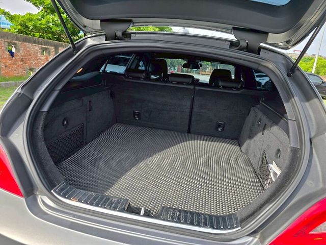 M-BENZ賓士 CLS350 SHOOTING BRAKE  第14張相片
