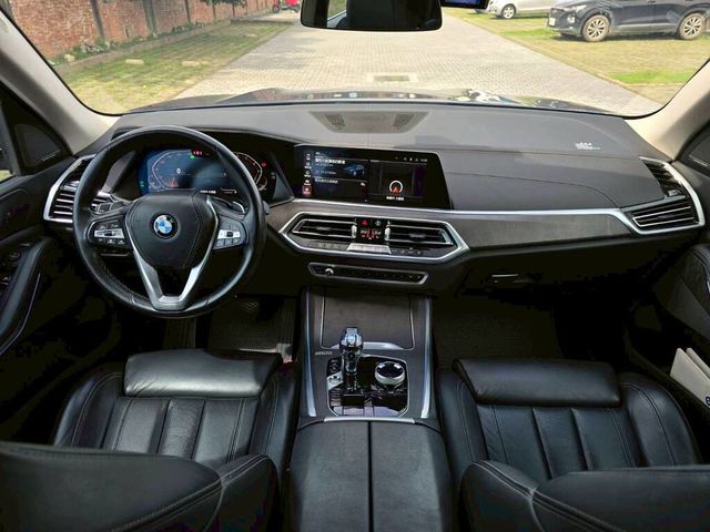 BMW寶馬 X5 XRDIVE40I  第6張相片