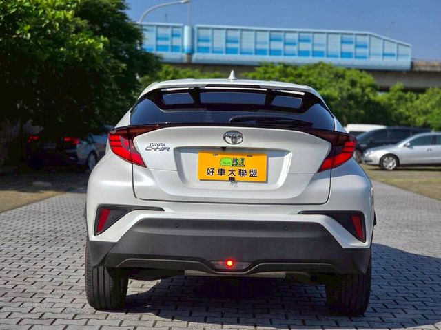 TOYOTA豐田 C-HR  第4張相片