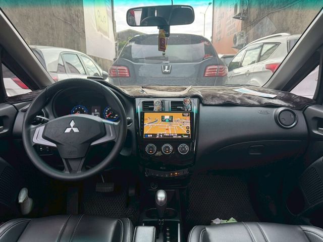 MITSUBISHI三菱 COLT PLUS  第6張相片