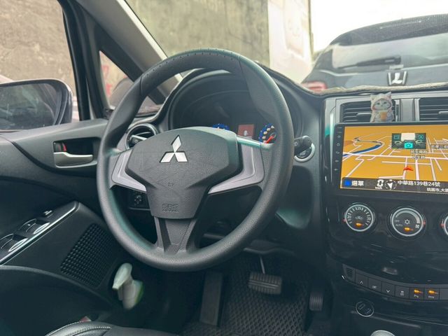MITSUBISHI三菱 COLT PLUS  第9張相片