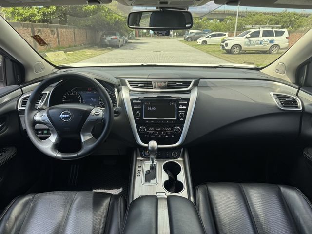NISSAN日產 MURANO  第6張相片