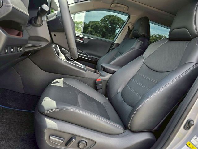 TOYOTA豐田 RAV4  第10張相片