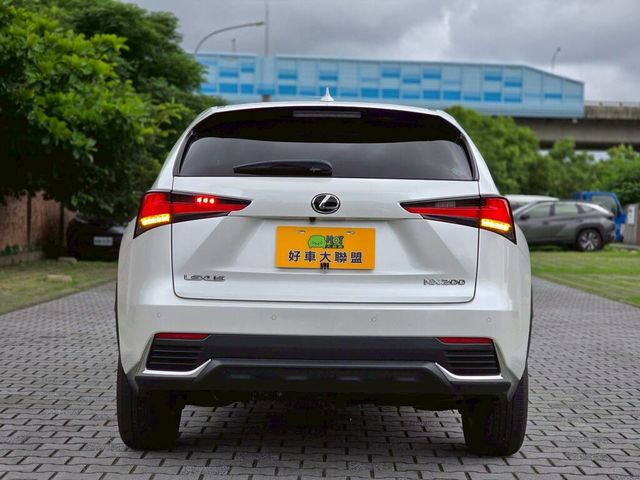 LEXUS凌志 NX200  第4張相片