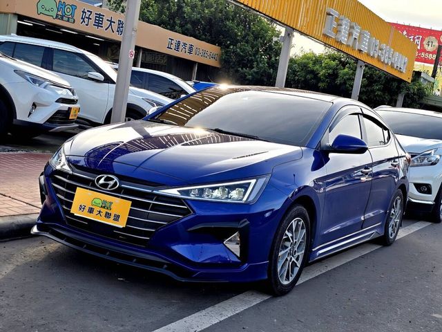 HYUNDAI現代 ELANTRA  第1張相片