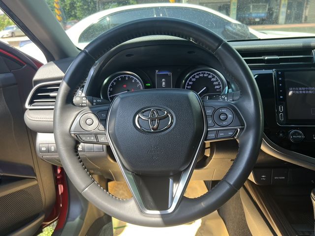 TOYOTA豐田 CAMRY  第7張相片