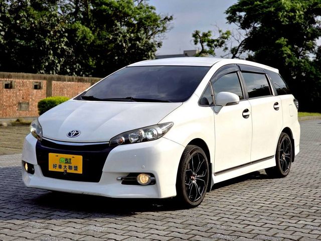 TOYOTA豐田 WISH  第1張相片