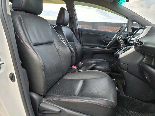 TOYOTA豐田 WISH  第8張相片