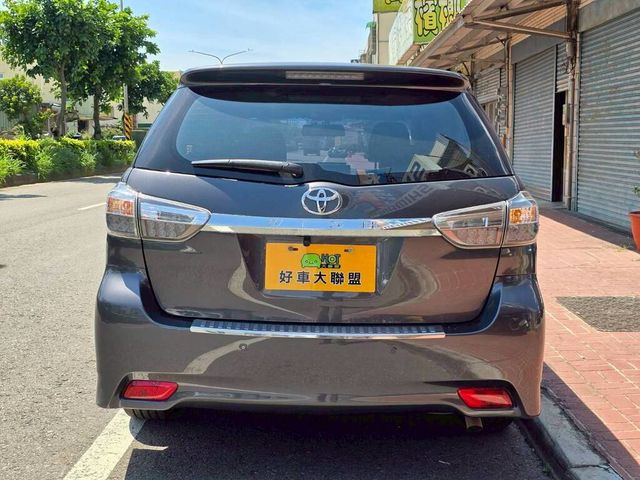 TOYOTA豐田 WISH  第4張相片