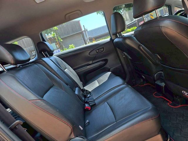 TOYOTA豐田 WISH  第10張相片