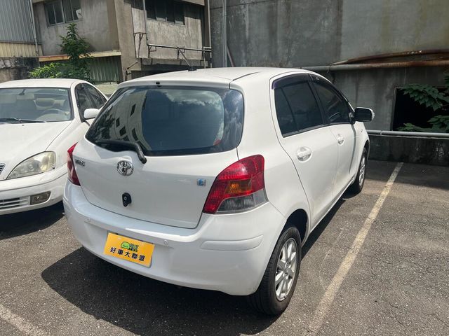 TOYOTA豐田 YARIS  第2張相片