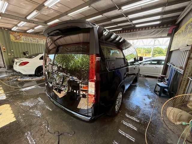 HYUNDAI現代 STARIA  第2張相片