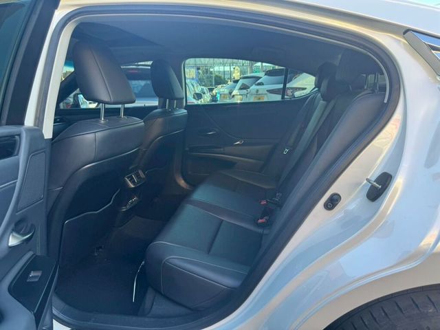 LEXUS凌志 ES200  第9張相片