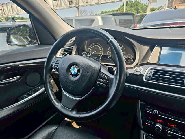 BMW寶馬 520D  第7張相片