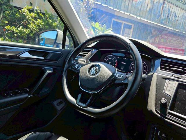 VOLKSWAGEN福斯 TIGUAN  第11張相片