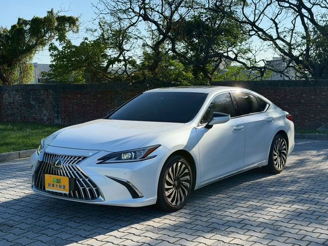 LEXUS凌志 ES200  第1張相片
