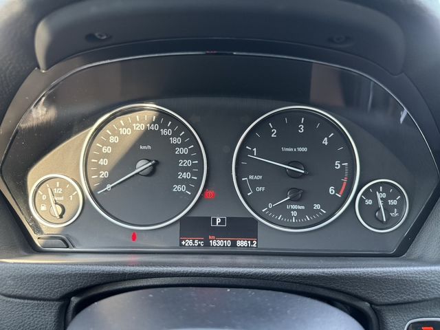 BMW寶馬 318D SEDAN  第5張相片