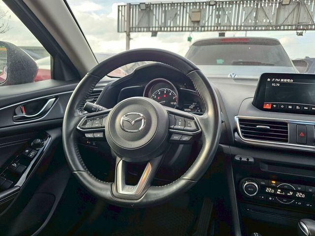 MAZDA馬自達 MAZDA 3  第10張相片