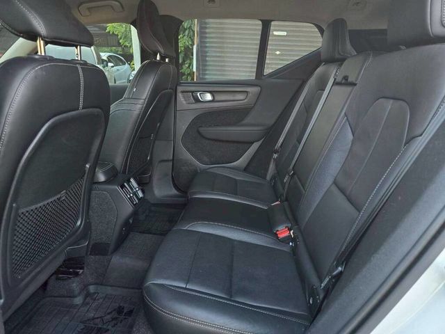 VOLVO富豪 XC40  第9張相片