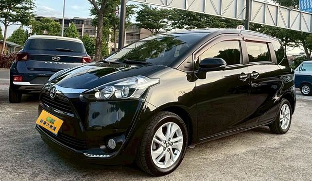 TOYOTA豐田 SIENTA  第1張相片