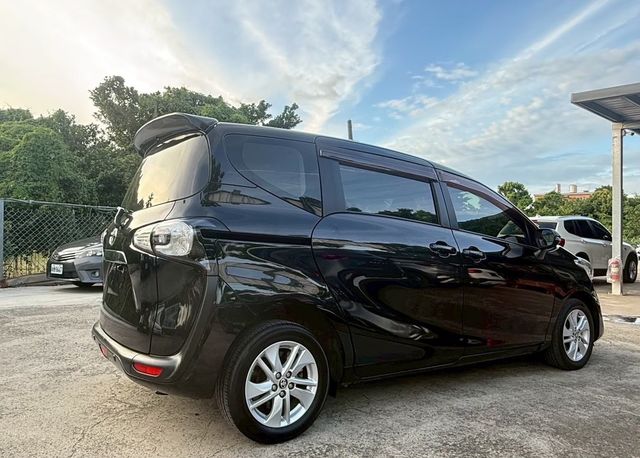 TOYOTA豐田 SIENTA  第2張相片