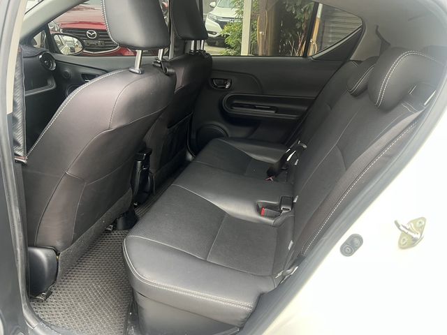 TOYOTA豐田 PRIUS C  第8張相片