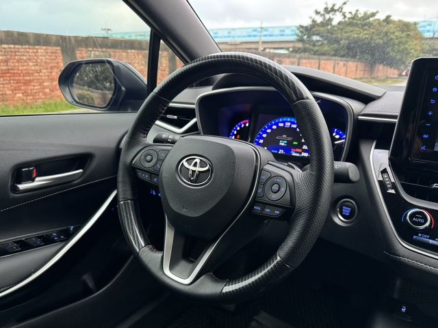 TOYOTA豐田 COROLLA SPORT  第7張相片
