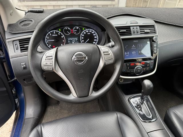 NISSAN日產 TIIDA  第7張相片