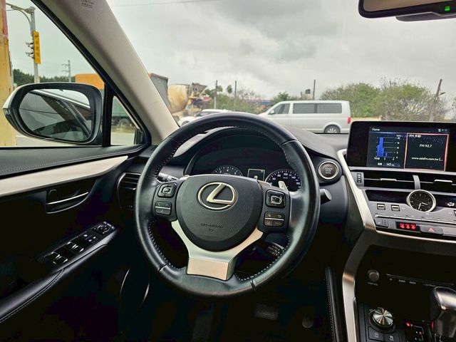 LEXUS凌志 NX200  第7張相片