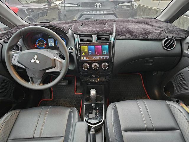 MITSUBISHI三菱 COLT PLUS  第5張相片