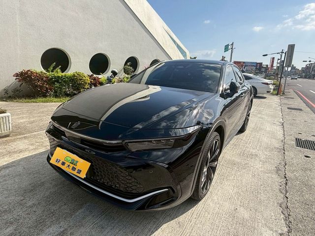 TOYOTA豐田 CROWN  第1張相片