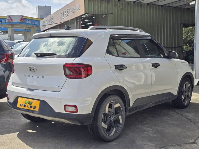 HYUNDAI現代 VENUE  第2張相片